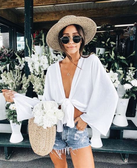 How To Style A Straw Hat White Blouse Round Bag Denim Shorts Summer