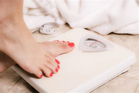 Not Sure When To Step On The Scale Heres How Often You Should Weigh