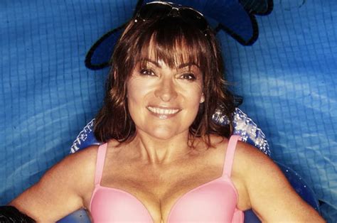 Lorraine Kelly 56 Gets Her Kit Off And For Sizzling Bikini Shoot