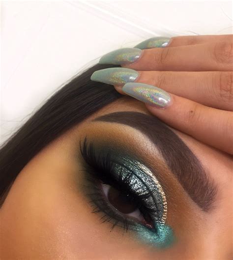 Pin By Valerie Desiree On Makeup Looks Extra Makeup Inspiration