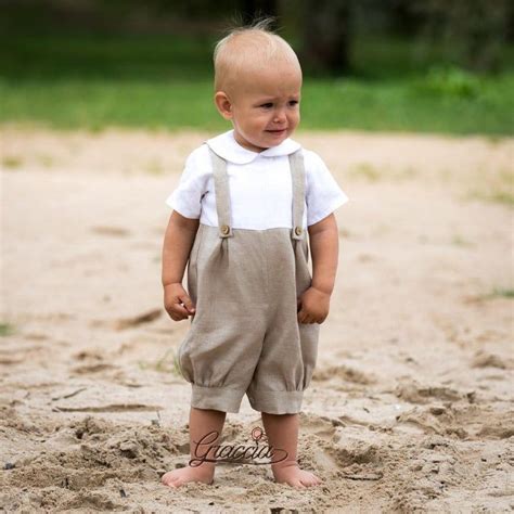 Baby boy baptism outfit clipart. Baby junge Beige Strampler Ring Träger Outfit Leinen ...