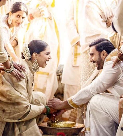 Ranveer Deepika Wedding Pictures Check Out The Official Photos From Ranveer Singh And Deepika