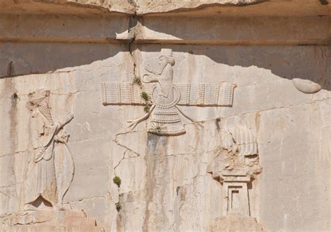 Man Made Tomb Of Xerxes Hd Wallpaper