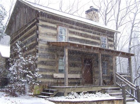 Wonderful Early Log Cabin 150 Year Old Restored Log