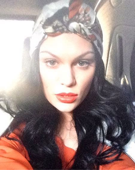 Jessie J Raids Her Wig Collection Covers Up Her Cropped Hairdo With