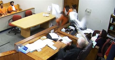 video shows suspect attack judge in mississippi courtroom
