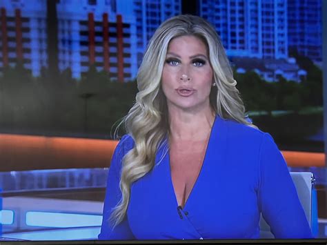 Martha Sugalski WFTV Orlando : r/hot_reporters