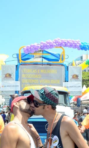 Veja Fotos Da Parada Do Orgulho Lgbt No Rio De Janeiro Fotos Uol Not Cias