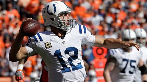 Colts Qb Andrew Luck Returns To Practice Sticks To Limited Work