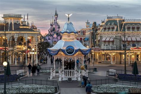 Main Street Disneyland Paris Top Facts