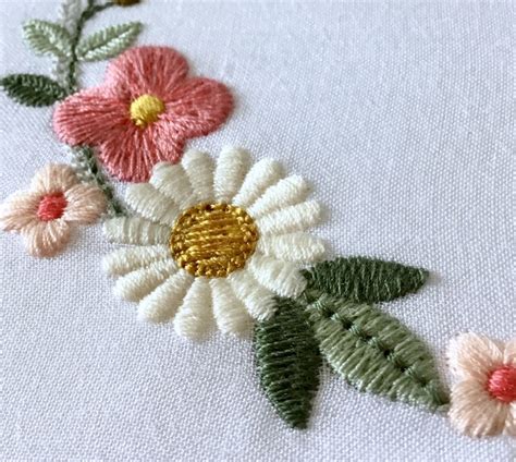 Machine Embroidery Design Small Dainty Boho Wreath Heirloom Flower
