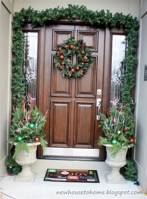 This is great if you want to show your creativeness plus it is a unique design natural christmas decorations for door. 40 Appealing Christmas Main Door Decoration Ideas - All ...