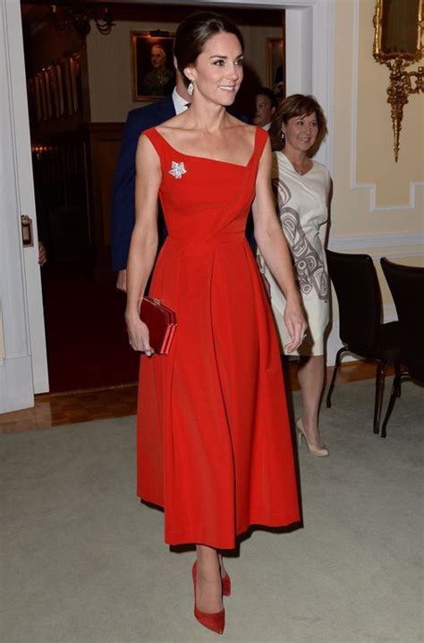 Kate Middleton So Sexy En Robe Rouge [photos] Télé Star