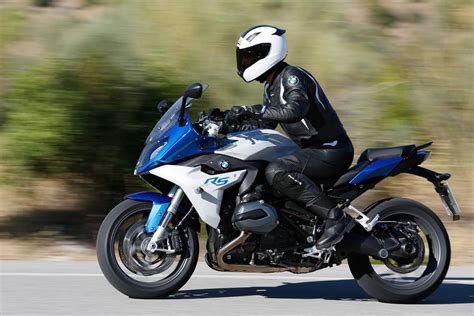 Standard equipment on the r 1200 rs includes bmw motorrad abs, automatic stability control and multiple riding modes. Cologne Show: All-new BMW R1200RS | MCN
