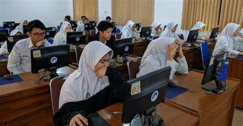 Materi yang sering masuk osn biologi sma yang harus dipelajari dan juga sering masuk ibo. Silabus Kimia OSN 2020, OSP 2020, dan OSK 2020 PDF DOC