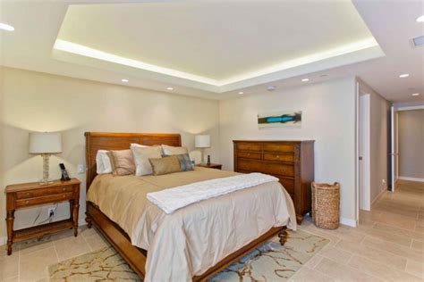 By painting a tray ceiling a dark color, the cove lighting or recessed lights will reflect on its. 21+ Bedroom Ceiling Lights Designs, Decorate Ideas ...