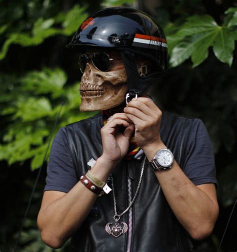 Cool Motorcycle Helmet With Attached Skull Mask Geekologie