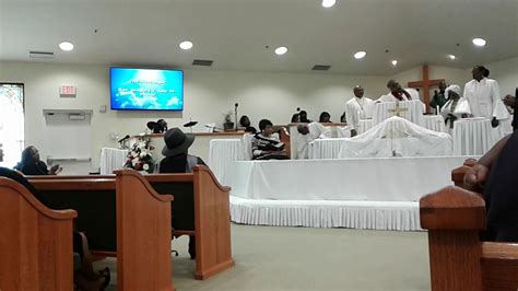Praising The Lord At Mt Olive Ame Church Youtube