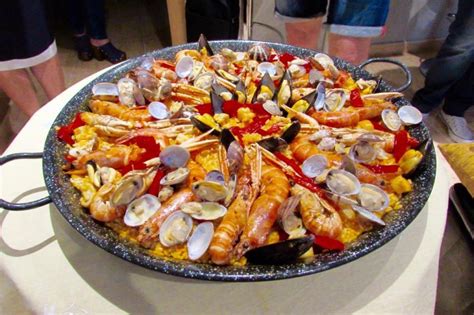 Eat Homemade Paella And Tapas At Chef Teresas Home In Barcelona
