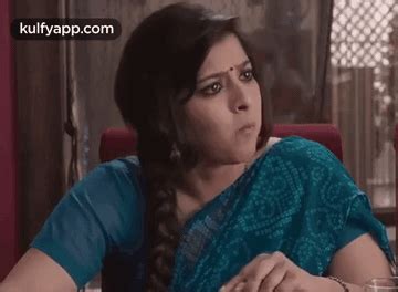 Agreeing Gif Gif Agreeing Head Nodding Varalakshmi Discover Share