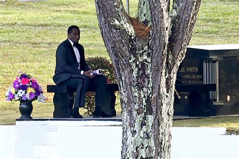 Kim Porter Funeral Diddy More Stars Pay Tribute In Georgia