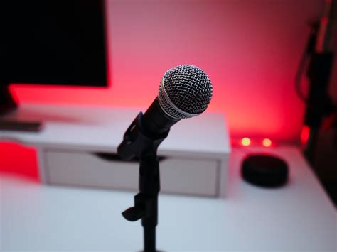 The most productive podcast on the internet. Podcast Microphone Pictures | Download Free Images on Unsplash