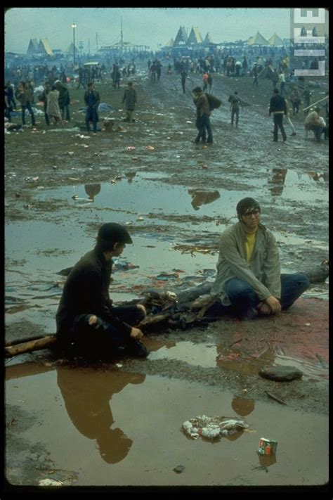 40 Rare And Fascinating Color Photographs Of The Woodstock