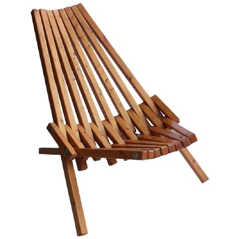 Sava folding outdoor wooden lounge chair. Mid-Century Wood Folding Lounge Chair For Sale at 1stdibs