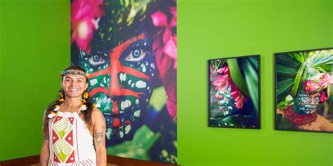 artista do amazonas uýra abre exposição individual nos estados unidos
