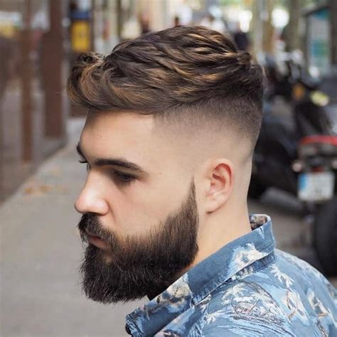 A fade is how your barber cuts your hair on the sides and back with professional barber clippers. 22 Best Mid Fade Haircuts for Men (2020 Trends)