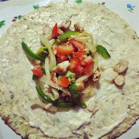 Misalnya seperti resep menu diet mayo 13 hari turun 8kg, diet dengan mengatur makanan sesuai golongan darah, diet dengan setelah adanya 3 resep jus buah untuk mendetox tubuh secara alami dan sehat, kini muncul tren baru untuk menurunkan berat. Resepi Diet Chicken Grill - Surasmi 2
