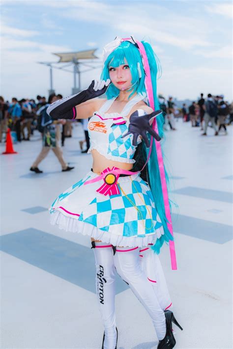 The Best Cosplayers From Day Of Summer Comiket Photos