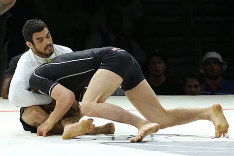 The Best Guillotine Choke Escape Options And Counters Bjj World