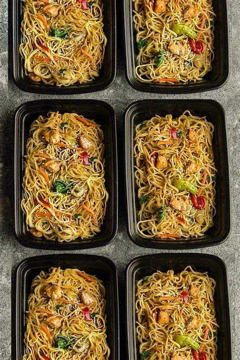 Easy Chicken Chow Mein One Pot Authentic Chinese Recipe