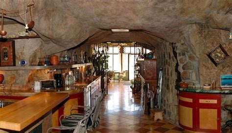10 Cave Homes Wed Like To Live In Underground Homes Unusual Homes