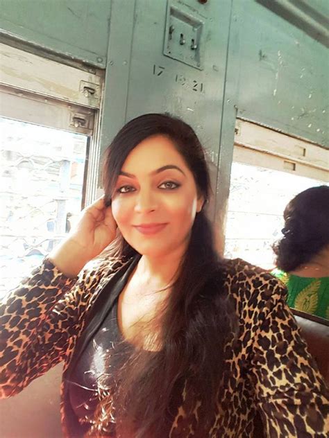 Latest Photos Of Gujarati Actress Kiran Acharya MissKalpana