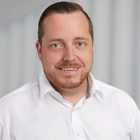 Supply chain analysts are responsible for examining workflow and utilizing analytical and quantitative methods to understand, predict, and streamline business processes, and enhance supply chain processes. Dirk Emmert - Supply Chain Analyst - SCS Deutschland GmbH ...