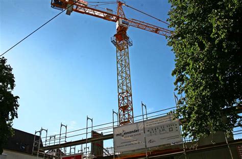 Du willst eine neue wohnung in stuttgart feuerbach mieten? Kirchen in Stuttgart-Feuerbach: Das neue Gemeindezentrum ...