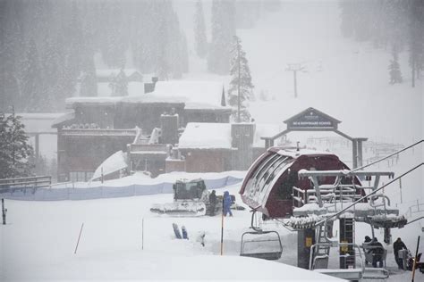 Storms Bring 4 Feet Of New Snow To Sierra Nevada Resorts Times Herald