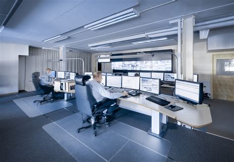 Of command and control for the u.s. Fifth UK police force chooses Saab's SAFE command and ...
