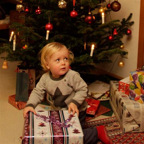 Zu den rätseln & spielen Geschenkideen zu Weihnachten für Kinder bis sechs Jahre ...