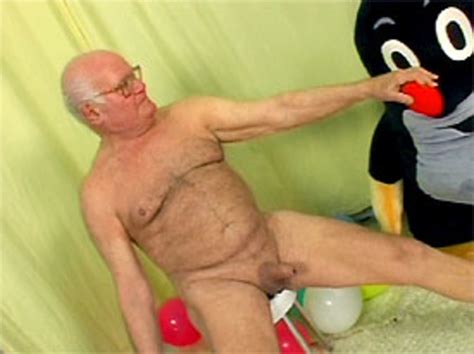 Horny Grandpa Tricks A Blonde Teenie Into A Good Fucking Xxx Dessert