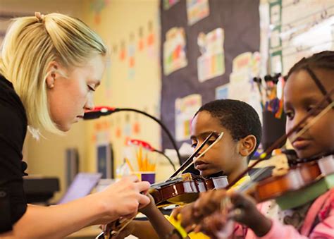 7 Ways To Promote Music Education In Schools