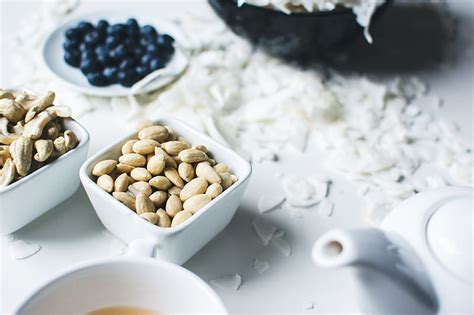 Snacks Blueberries Almonds Nuts Food Hd Wallpaper Peakpx