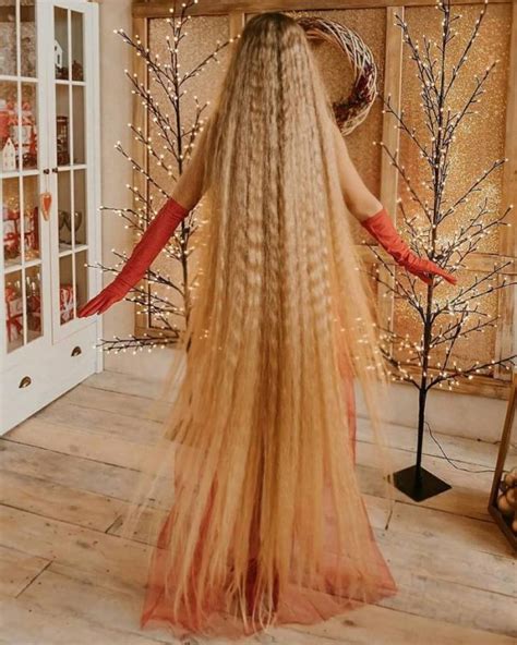 Real Life Rapunzel With 18 Meter Long Hair Barnorama