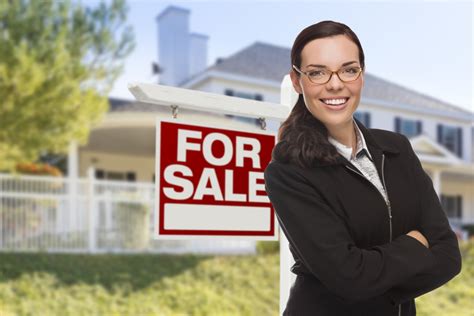 Why You Need A Real Estate Agent With Good Customer Service