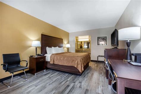 Quality inn & suites mesa, az