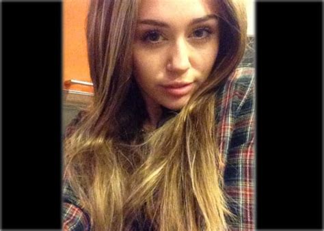 Miley Cyrus Tweets Selfie With Hannah Montana Style Hair