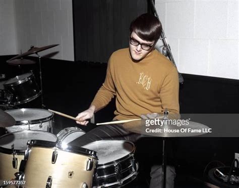 Roger Hawkins Drummer Photos And Premium High Res Pictures Getty Images