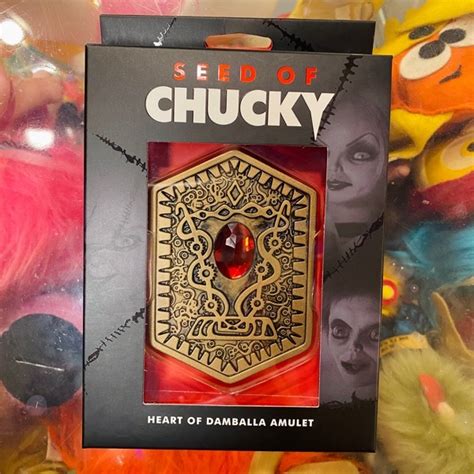 シードオブチャッキー ダンバラの心臓 プロップ Seed Of Chucky Heart Of Damballa Amulet Prop